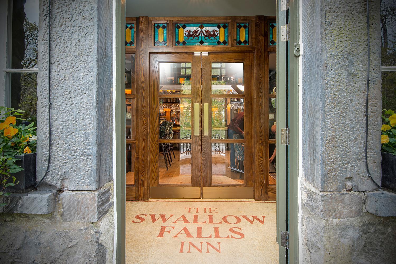 The Swallow Falls Inn - The Inn Collection Group Betws-y-Coed Bagian luar foto