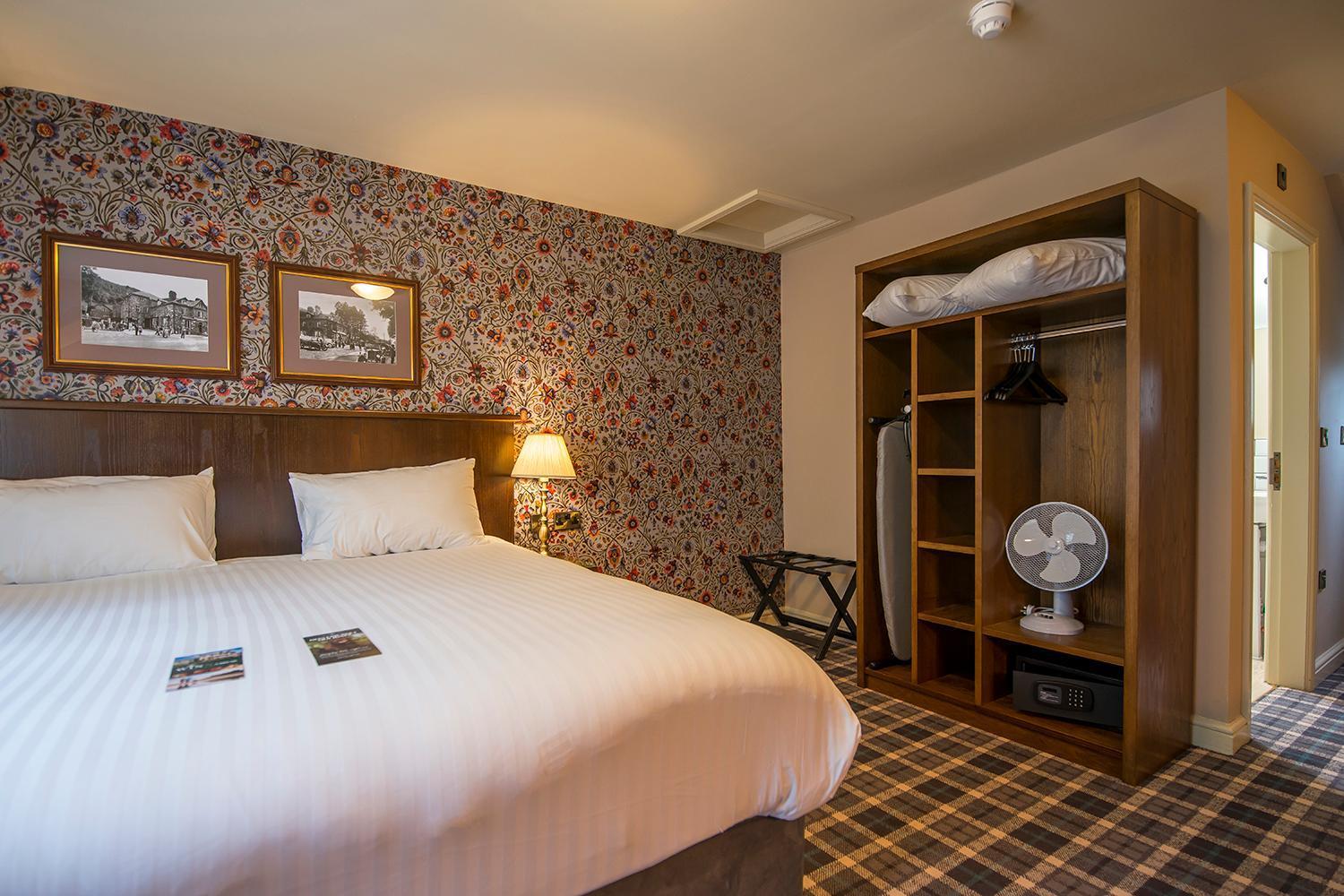 The Swallow Falls Inn - The Inn Collection Group Betws-y-Coed Bagian luar foto